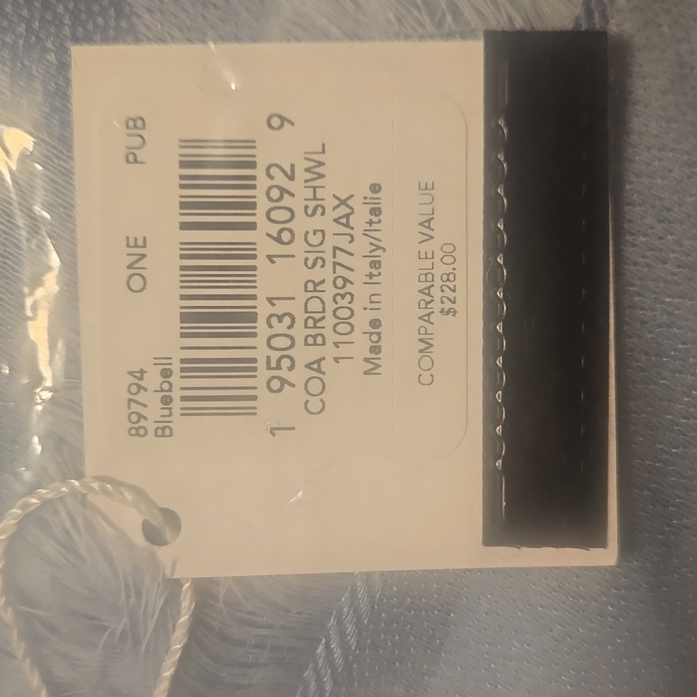 Coach Signature Border Shawl - Picture 3 of 4